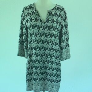 Elegant Black and White Maxi Dress